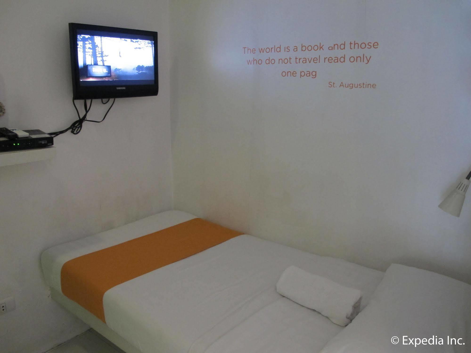 Islands Stay Hotels - Uptown Cebu Buitenkant foto