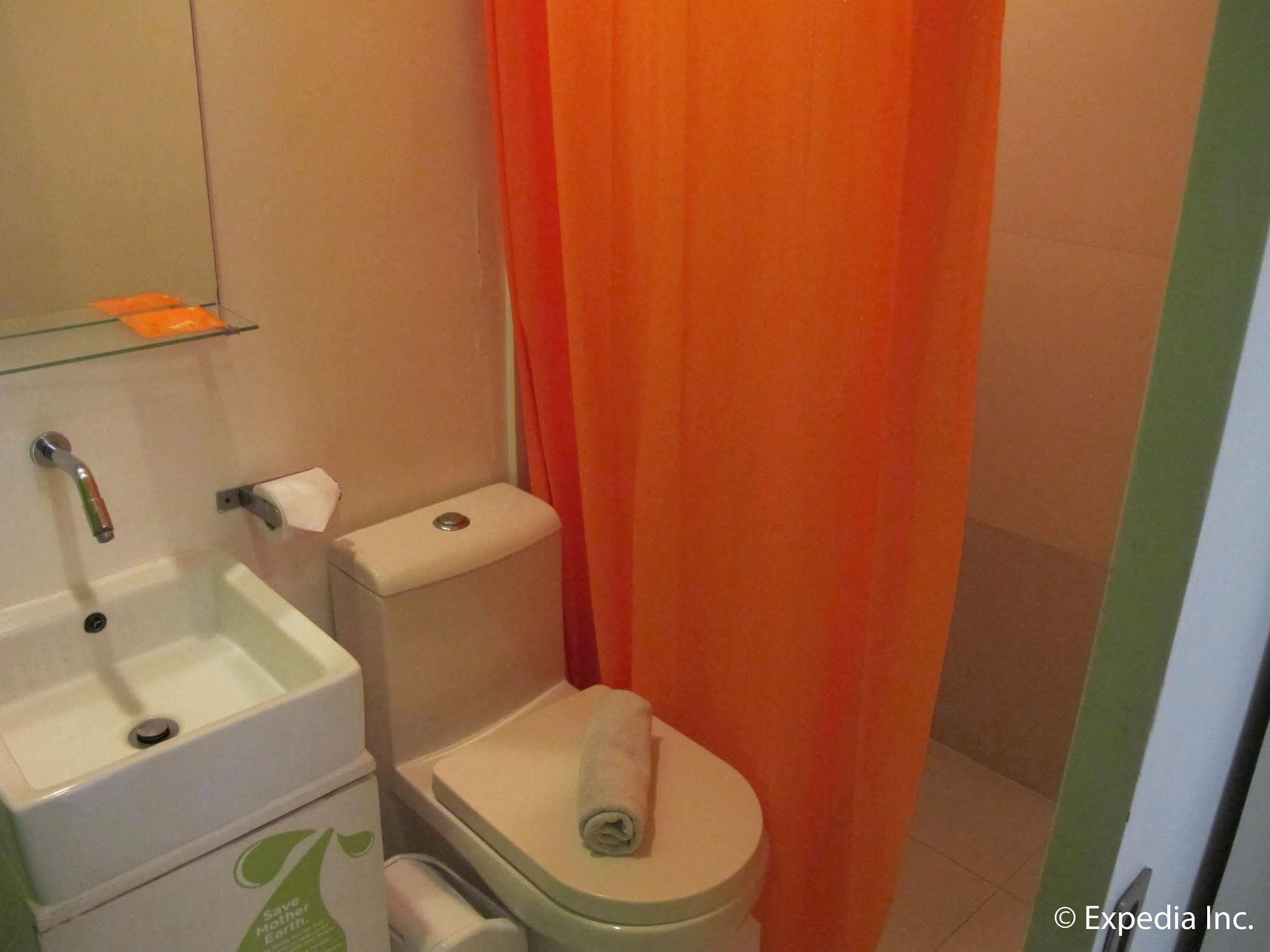 Islands Stay Hotels - Uptown Cebu Buitenkant foto