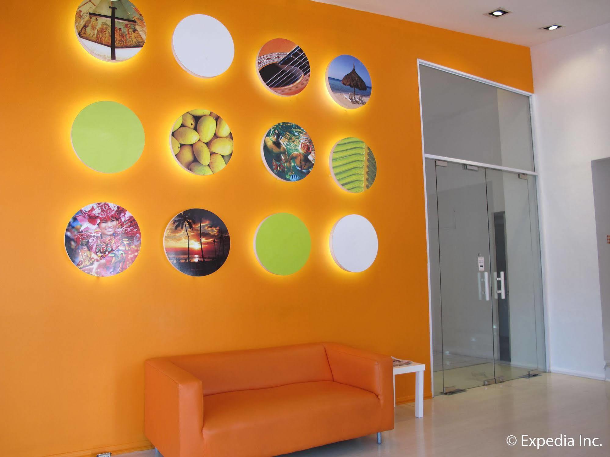 Islands Stay Hotels - Uptown Cebu Buitenkant foto